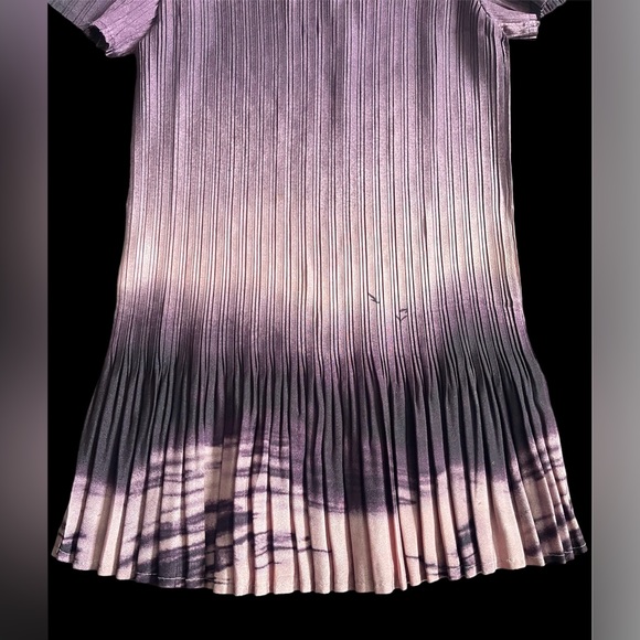 Pleated top - Picture 2 of 3